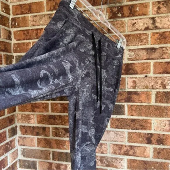 Lululemon  ^ * Scuba High-Rise Pants  Jogger 29" - Picture 10 of 14